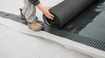 poner tela asfáltica para impermeabilizar el tejado en la coruña, galicia para una comunidad de vecinos